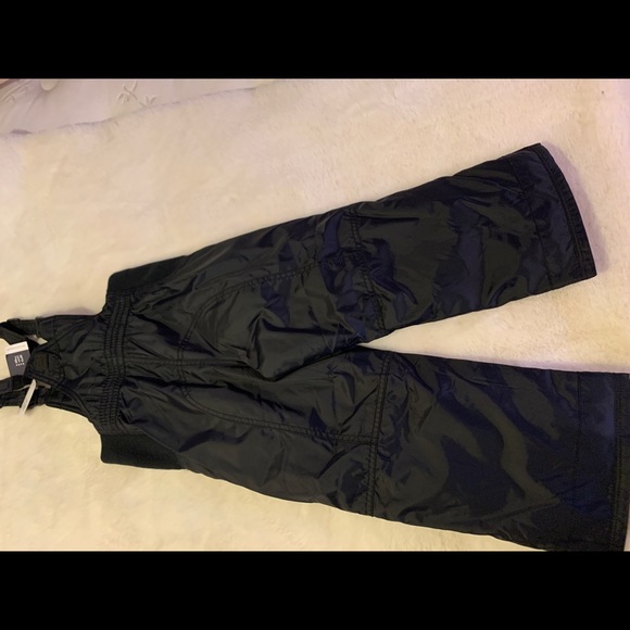 BNWT BLACK gap cold control max snow pants . - Picture 4 of 6